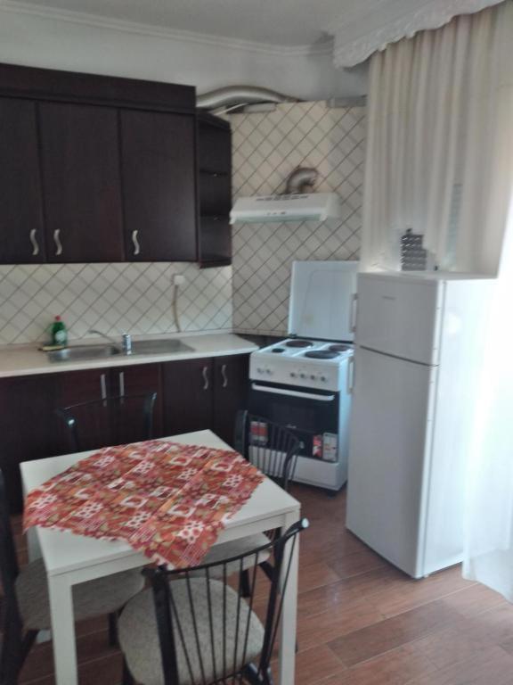 Ariadne Apartments Nea Michaniona Buitenkant foto
